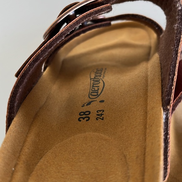 Aerothotic Sandals - Picture 7 of 10